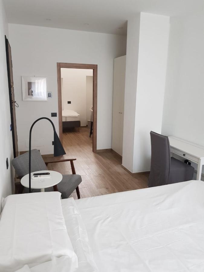 Apartments For You San Donato Milanese Buitenkant foto
