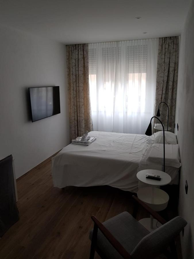 Apartments For You San Donato Milanese Buitenkant foto